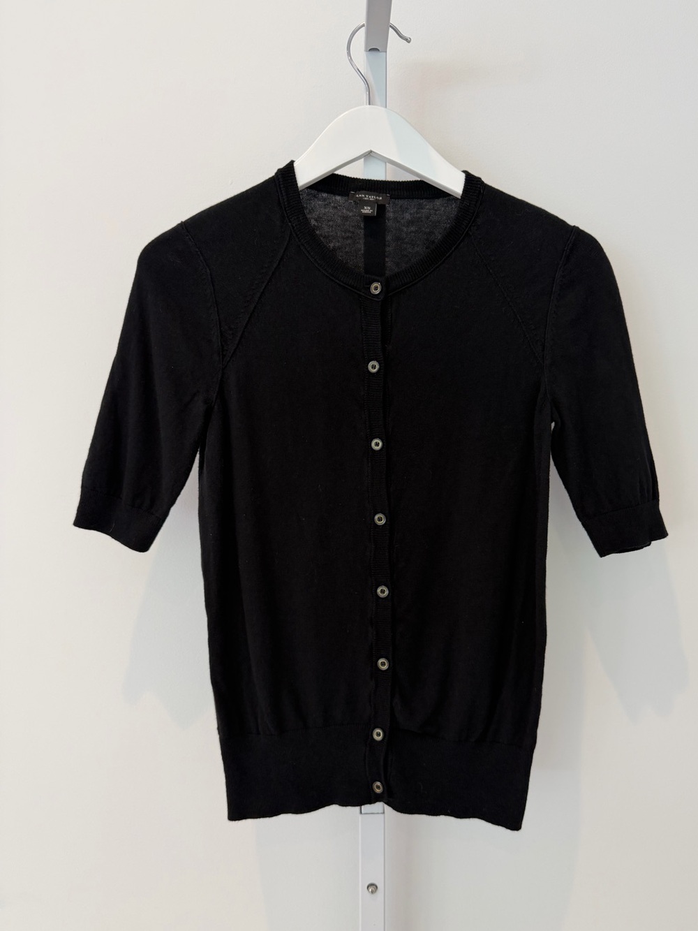 ANN TAYLOR BLACK CARDIGAN SIZE XS